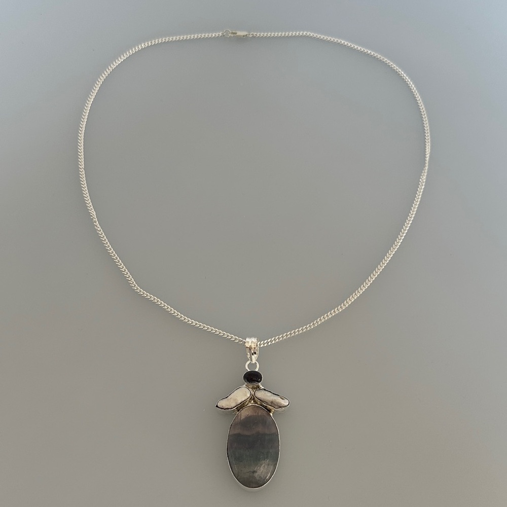 Elegant 925 sterling Silver JADE freshwater pearls amethyst Necklace